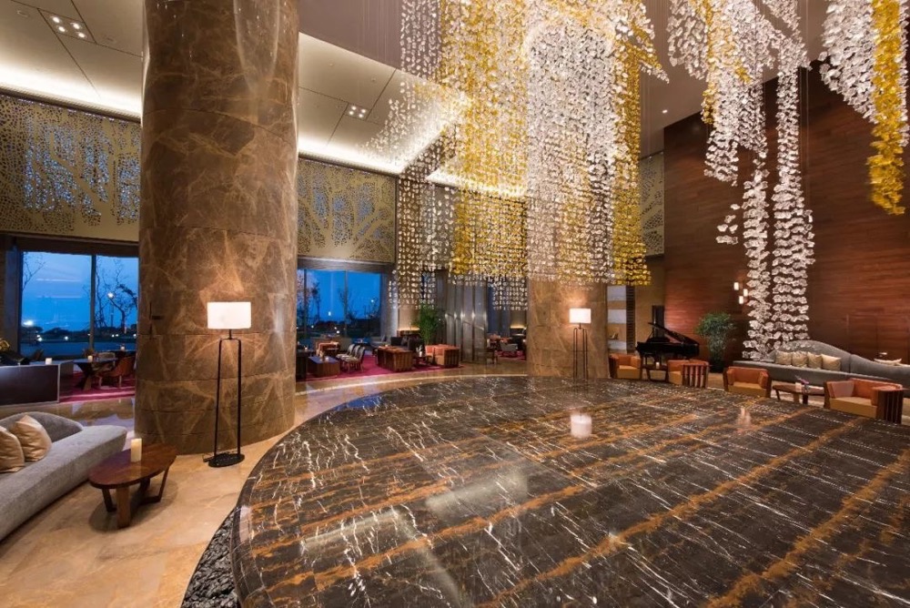 “面朝大！！敝苋舳 | 烟台开发区宁波路上No.2希尔顿系列